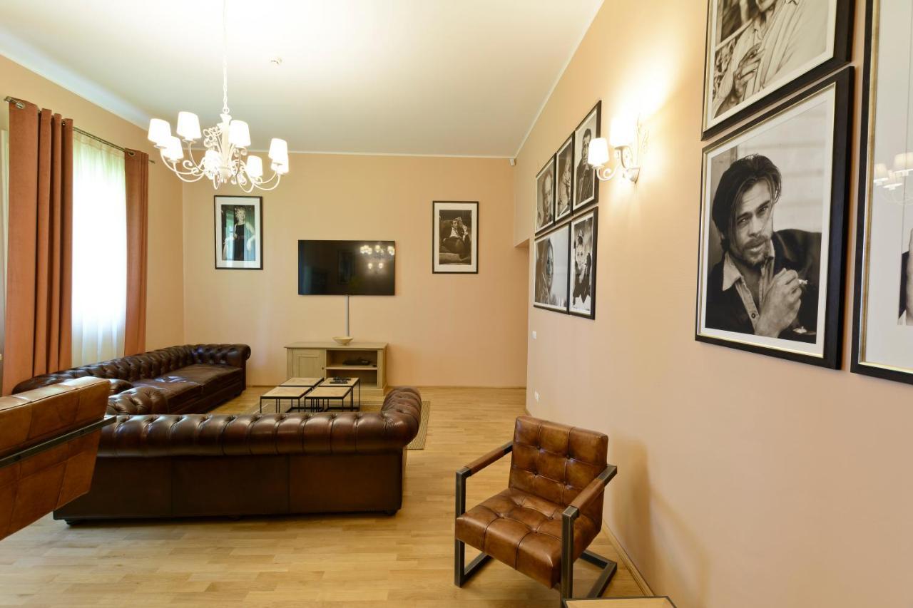 Pensiunea Elphin Târgu-Mureş Dış mekan fotoğraf